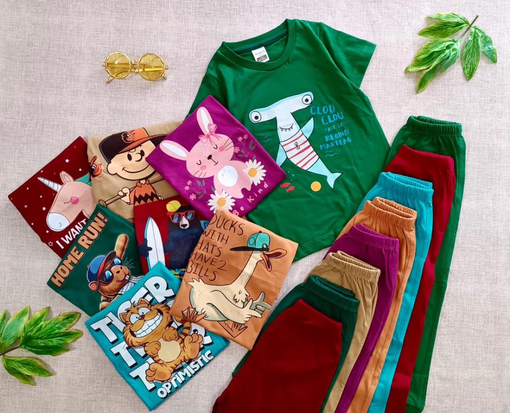 Colored cotton t-shirt and pants (1) لباس تیشرت و شلوار اسپرت با طرح های متنوع و زیاد مناسب همه فصول و خنک با جنس پنبه و رنگهای جذاب از 2 سال تا 12 سال