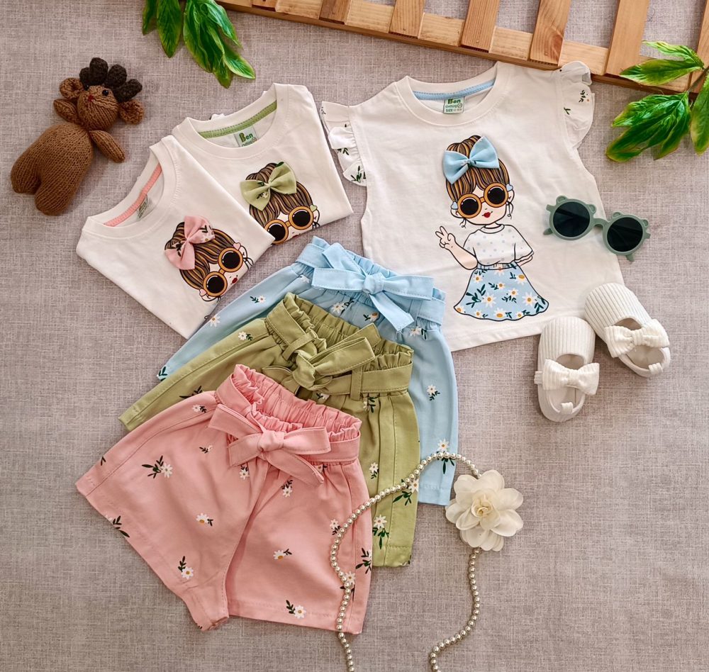 Cotton T-shirt and shorts for a girl with glasses (6)