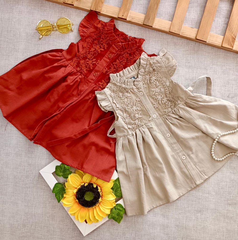 لباس پیراهن دخترانه تابستانی دانتل کارشده در 6 رنگ جذاب مناسب 2 سال تا 12 سال از جنس کتان کاغذی