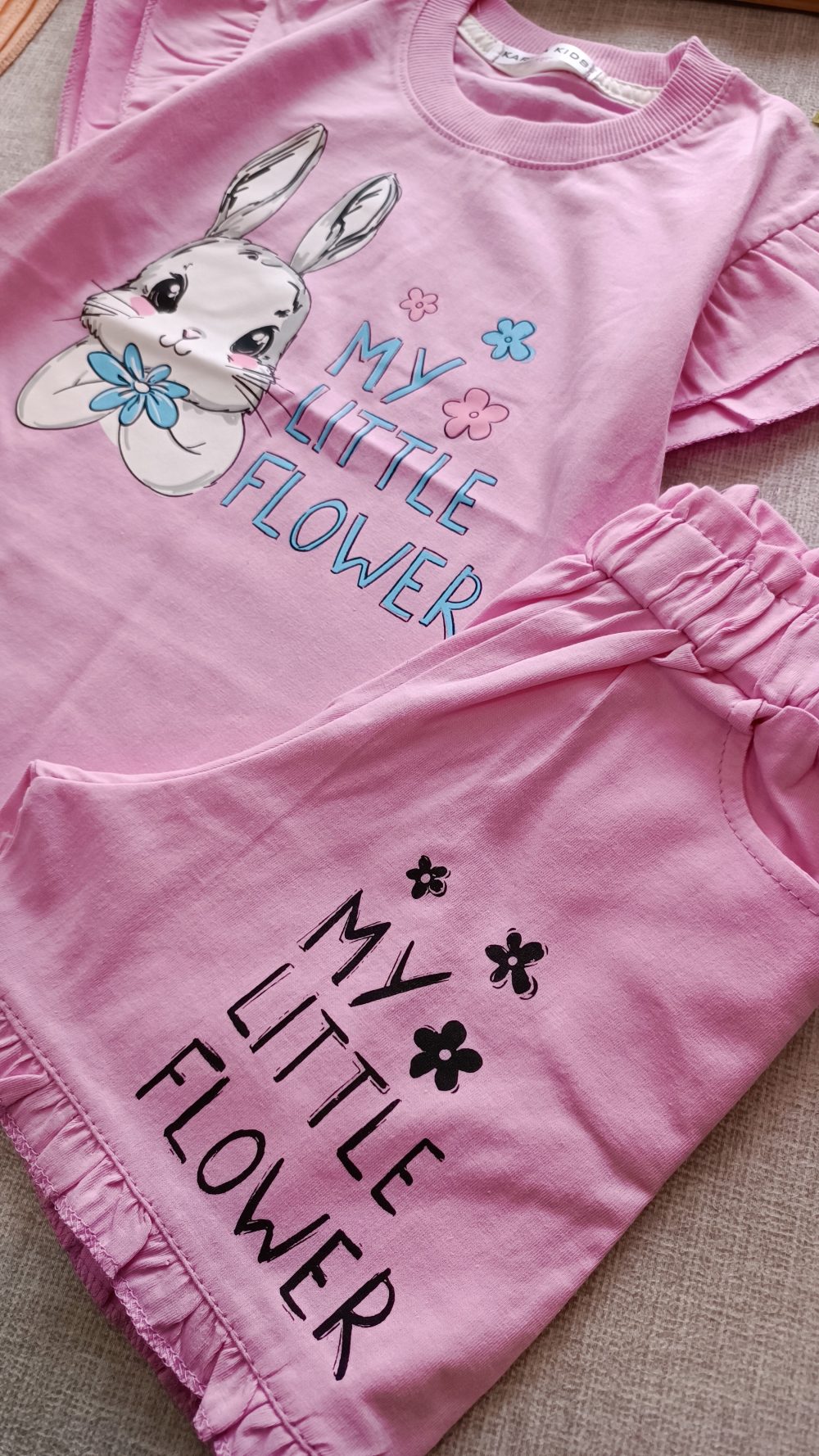 Pastel rabbit shorts t-shirt (4)