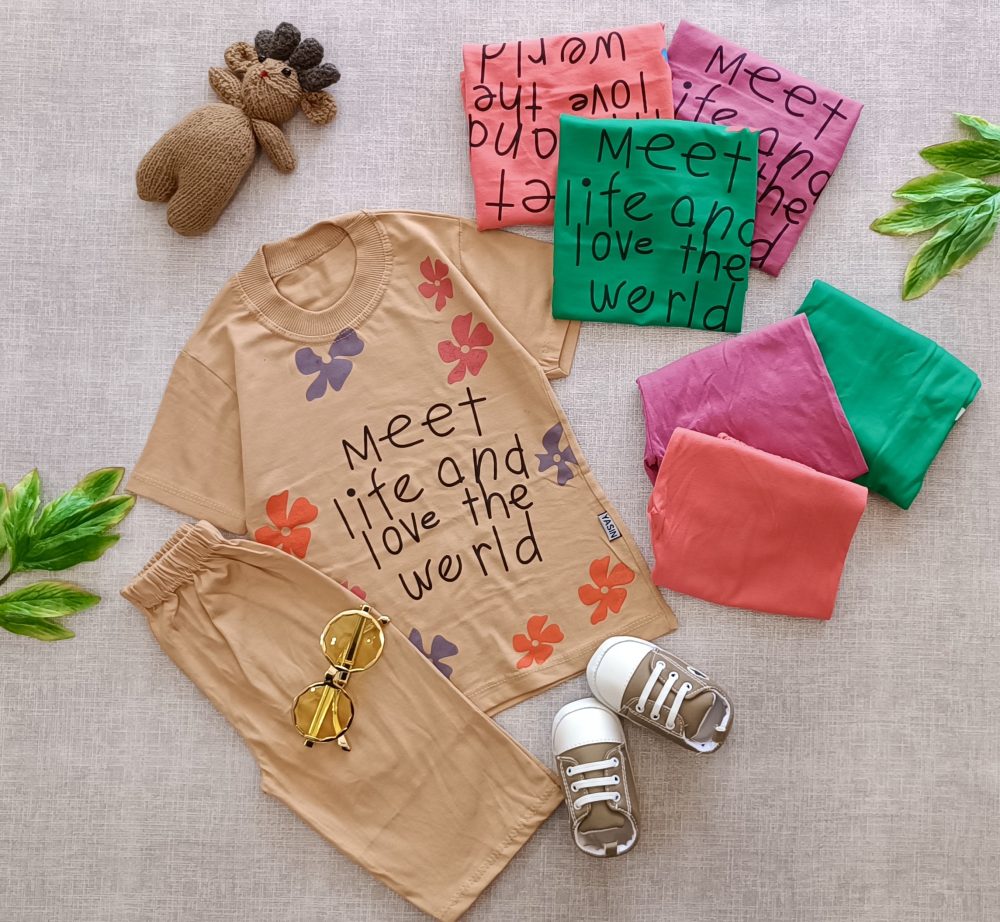 Petal T-shirt and shorts (4)