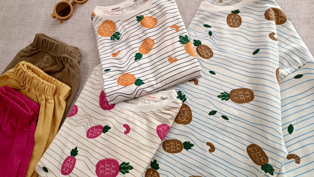 تیشرت و شلوار دخترانه در 3 رنگ با طرح آناناس و جنس پنبه مناسب سن 10 سال تا 16 سال