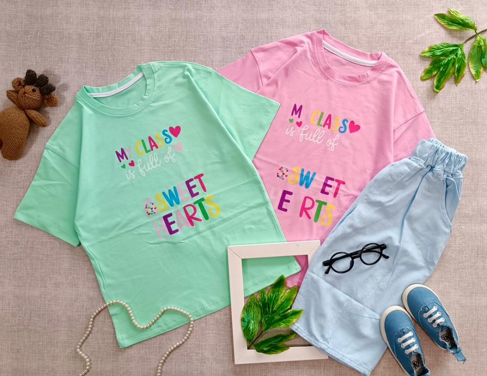 لباس کراپ با شلوارک جین دخترانه بیرونی در 6 رنگ پاستلی مناسب 6 سال تا 12 سال از جنس پنیه