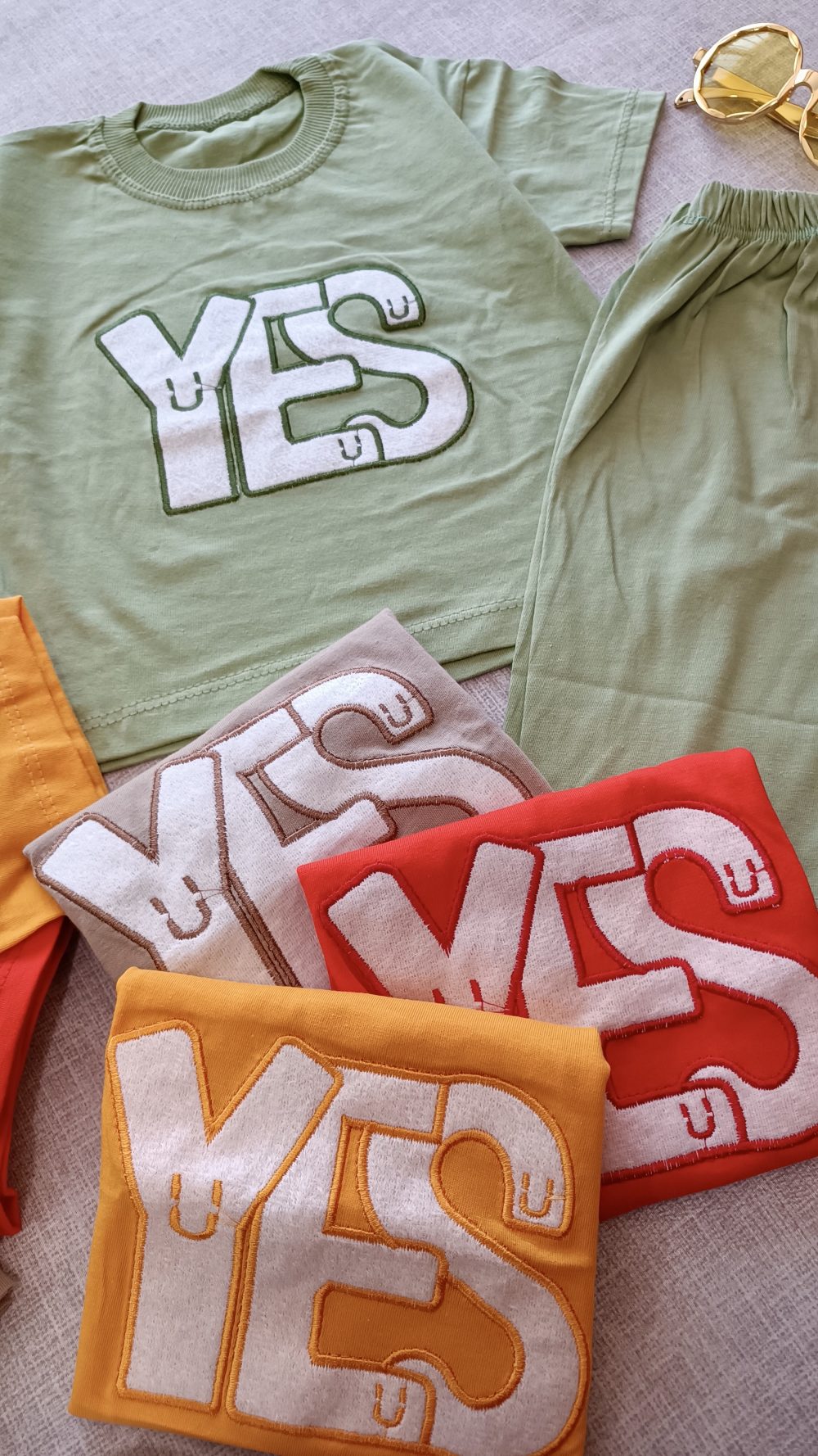 T-shirt shorts yes (7)