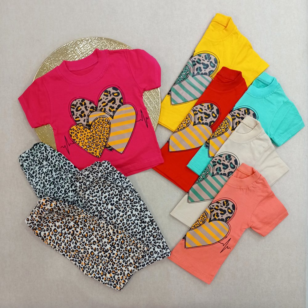 Leopard-colored heart-shaped shorts T-shirt (2)