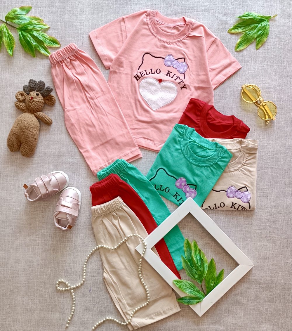 heart-kitty-t-shirt-and-shorts (1)