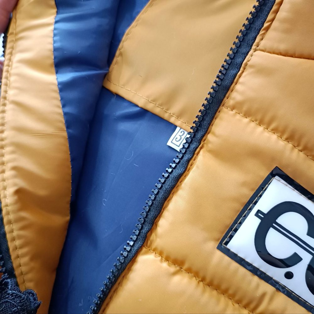 Girls' and boys' puffer jackets suitable for ages 2 to 14 years old