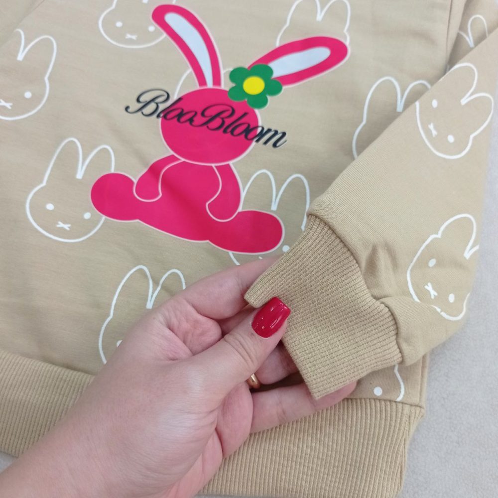 Girls' blouse and pants outfit suitable for ages 1 to 5 years (7) Girls' blouse and pants outfit suitable for ages 1 to 5 years