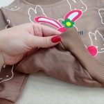 Girls' blouse and pants outfit suitable for ages 1 to 5 years