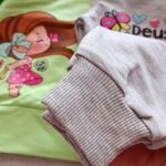 Girls' blouse and pants set suitable for 1 to 4 years
