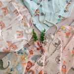 Sweatshirt and sports pants suitable for 1 year to 9 years