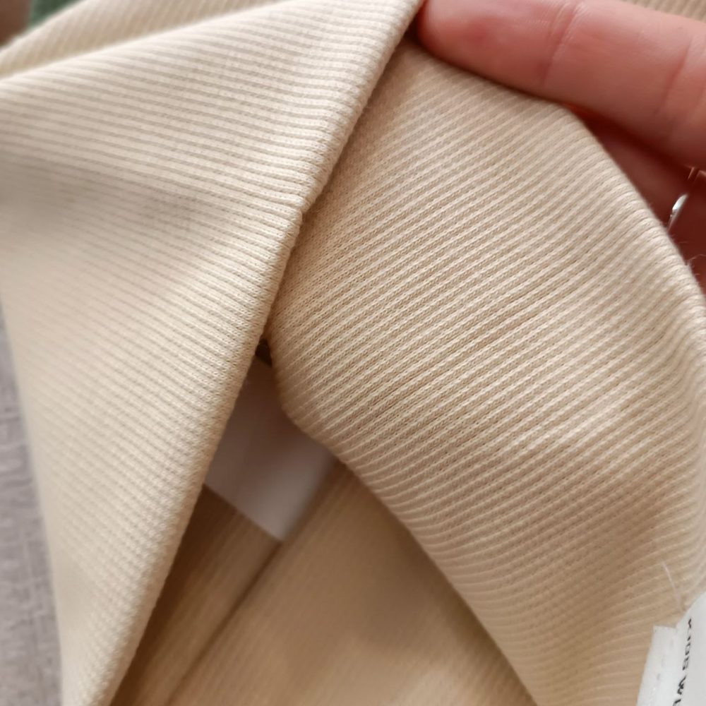 Winter hat for girls and boys, suitable for ages 1 to 6 years old