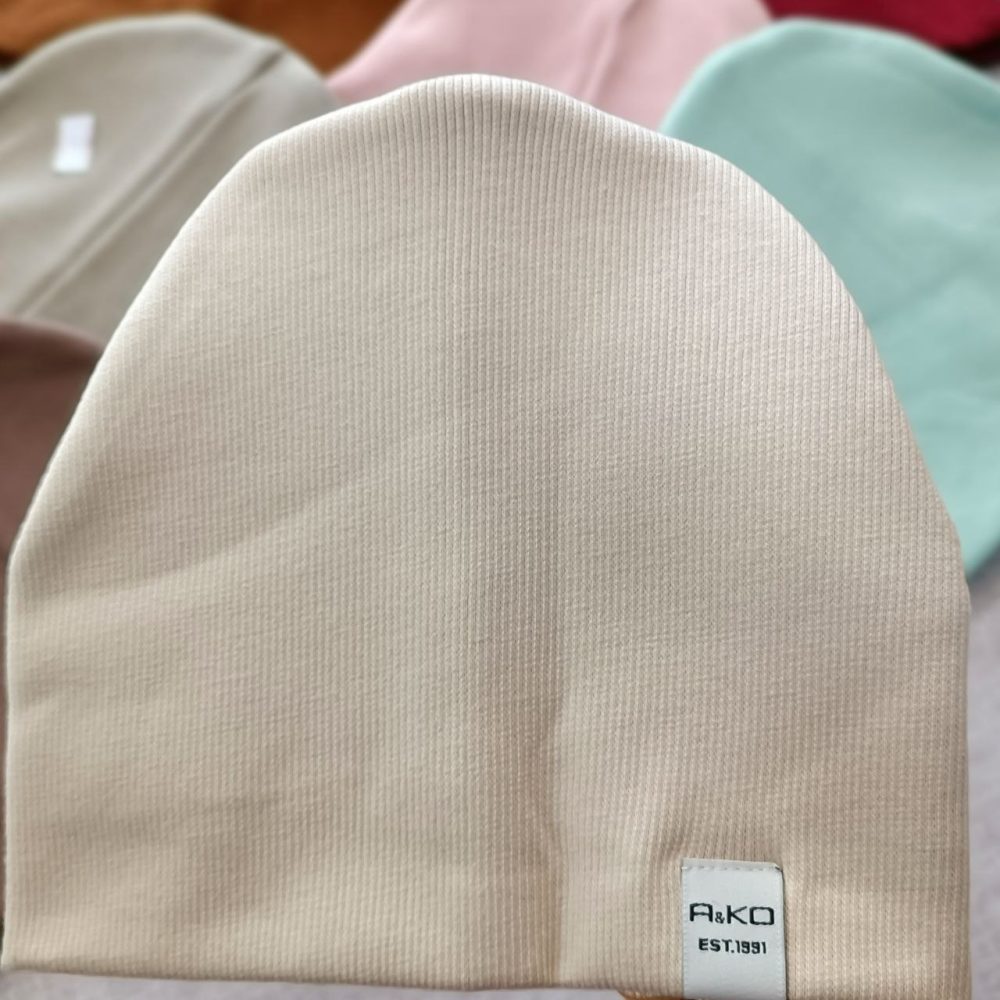 Winter hat for girls and boys, suitable for ages 1 to 6 years old