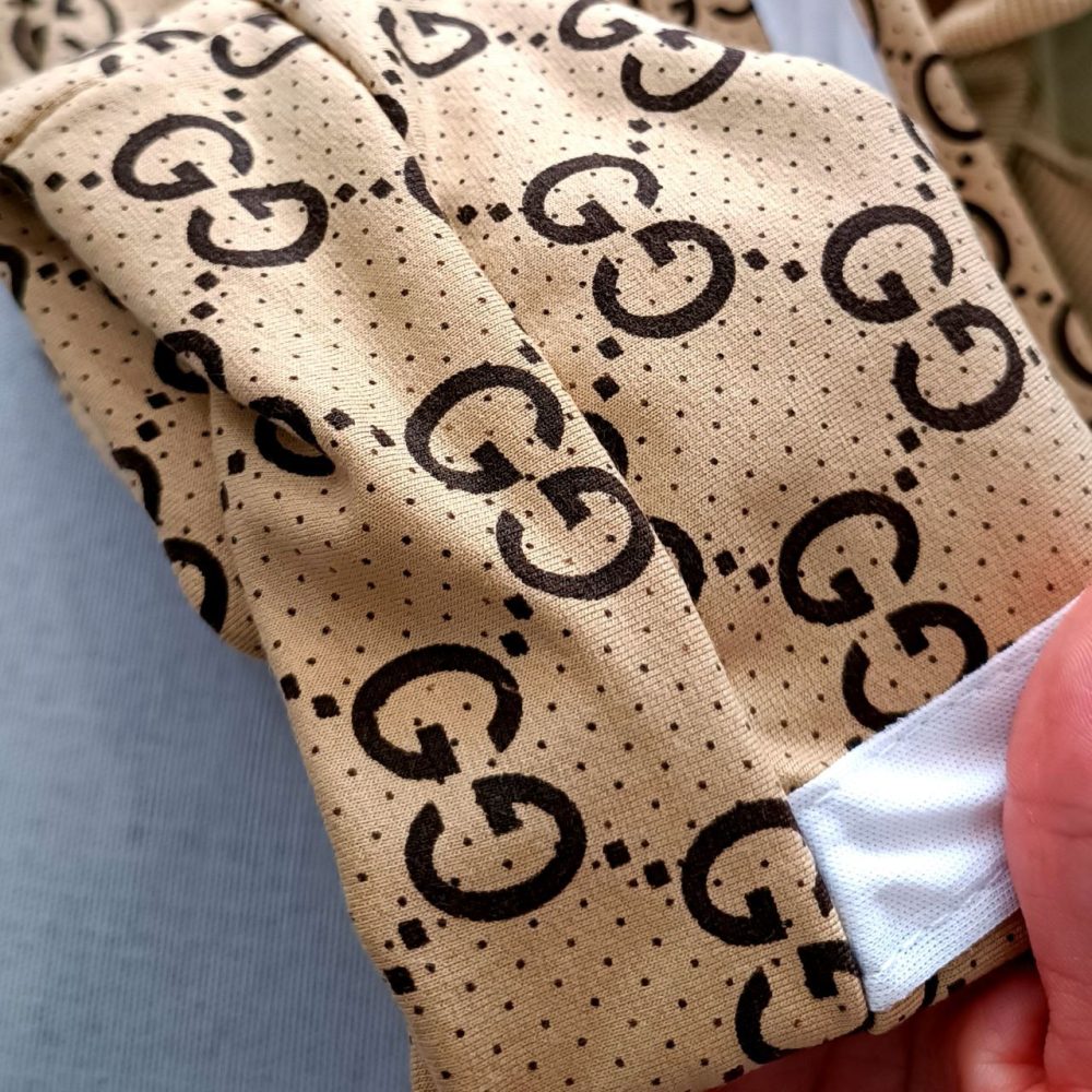 Blouse and pants for girls and boys, suitable for ages 9 to 12 years old.