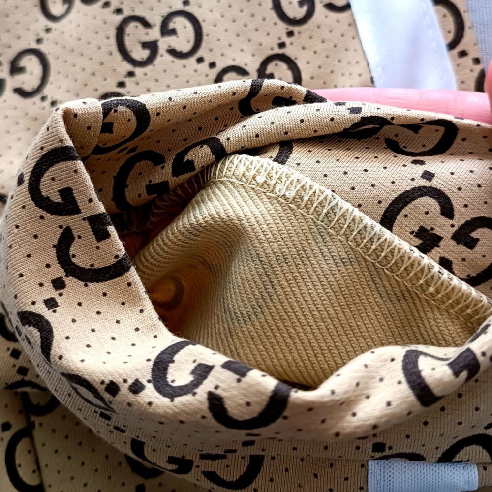 Blouse and pants for girls and boys, suitable for ages 9 to 12 years old.