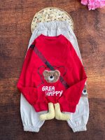 Girls' and boys' blouse and pants set, suitable for ages 3 to 7 years old.