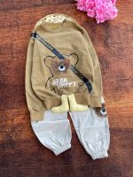 Girls' and boys' blouse and pants set, suitable for ages 3 to 7 years old.