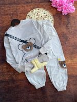 Girls' and boys' blouse and pants set, suitable for ages 3 to 7 years old.