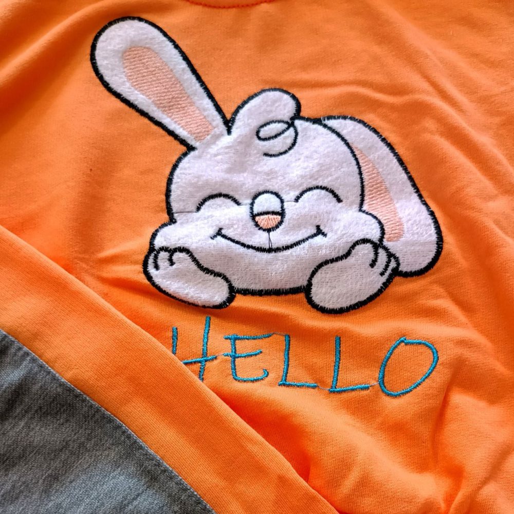 Girls' blouse and pants outfit suitable for ages 1 to 7 years