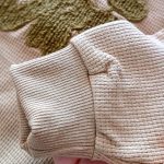 Girls' blouse and pants outfit suitable for ages 2 to 5 years