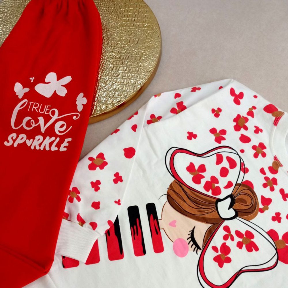 Girls' blouse and pants outfit suitable for ages 8 to 11 years old (13) Girls' blouse and pants outfit suitable for ages 8 to 11 years old