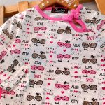 Girls' blouse and pants suitable for ages 1 to 5 years