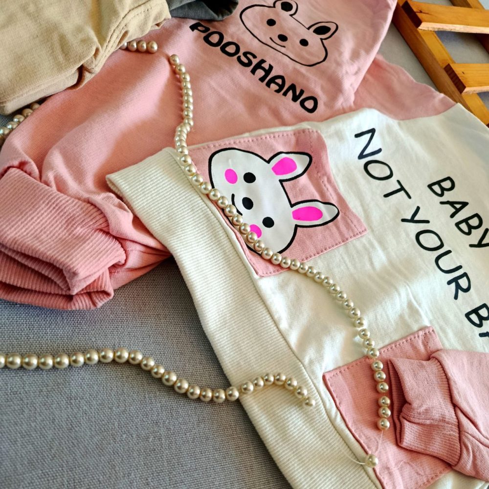 Girls' blouse and pants suitable for ages 2 to 5 years