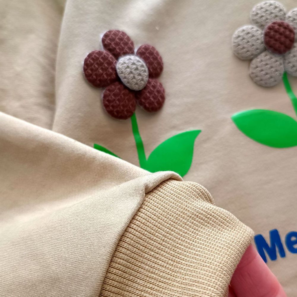 Girls' blouse and pants suitable for ages 2 to 5 years