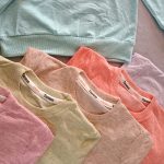 Girls' blouse and pants suitable for ages 3 to 7 years