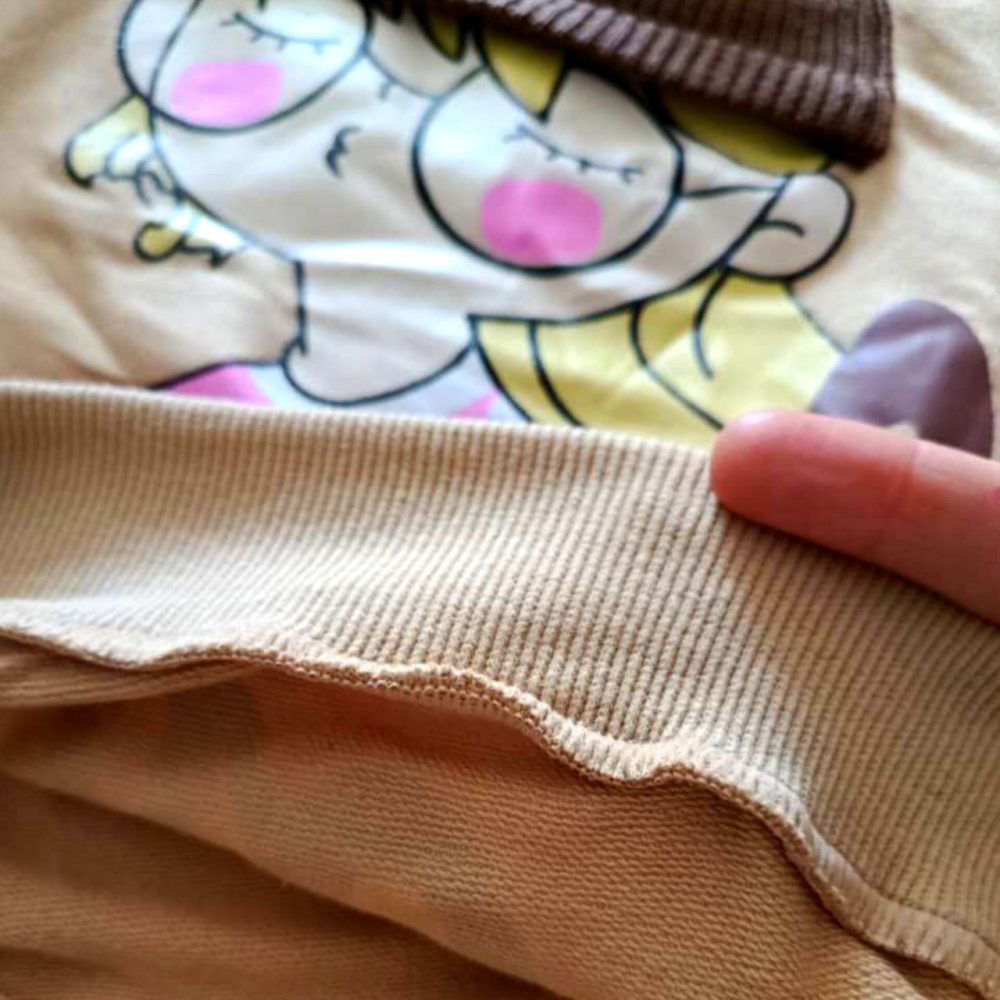 Girls' blouse and pants suitable for ages 4 to 8 years