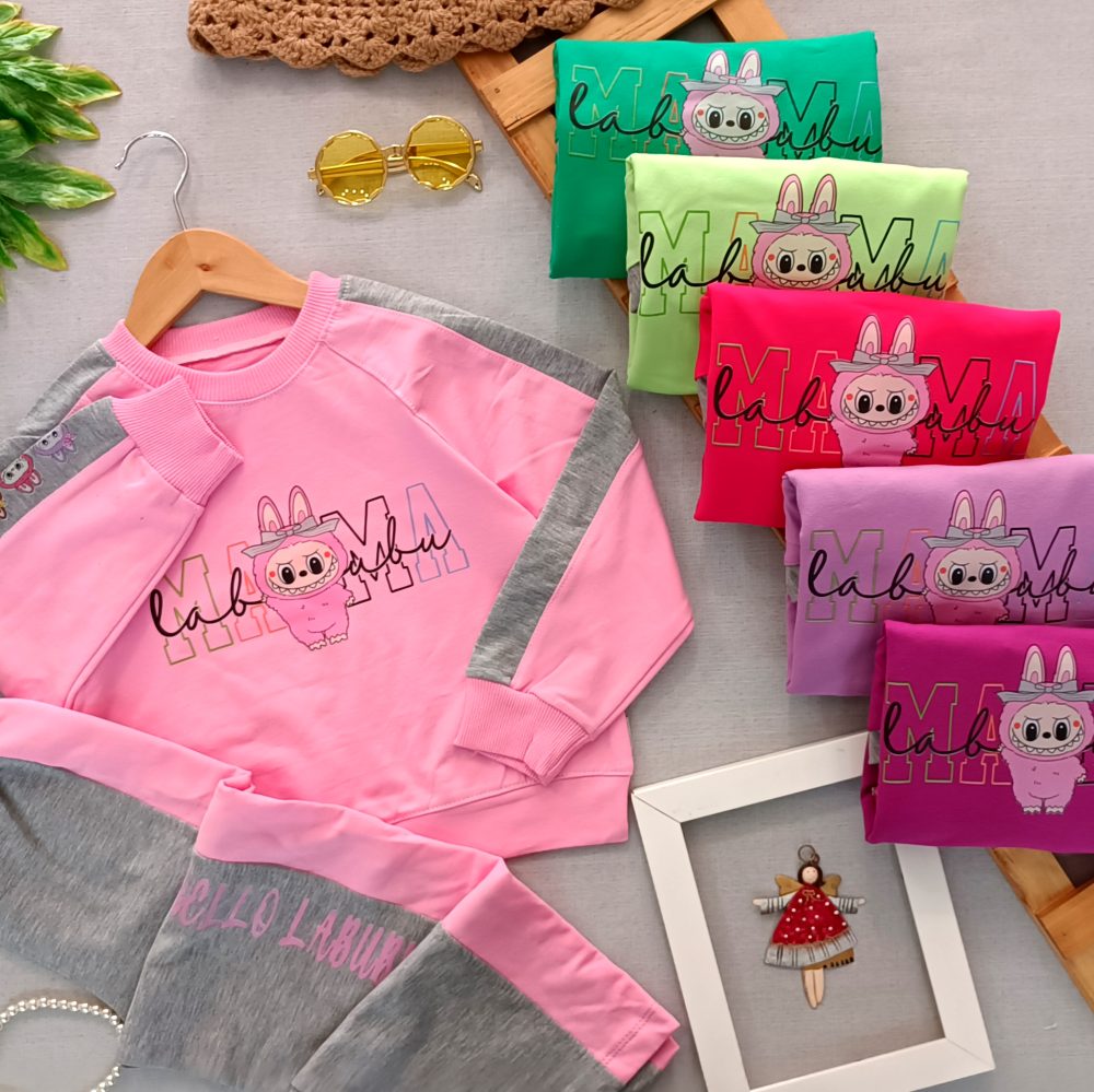 Girls' blouse and pants suitable for ages 5 to 9 years (1)