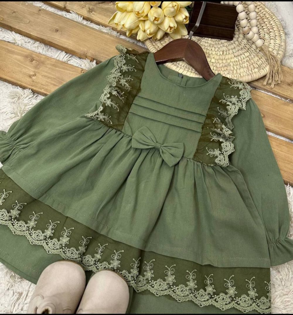 Girls' shirt suitable for ages 2 to 8 years