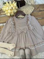 Girls' shirt suitable for ages 2 to 8 years