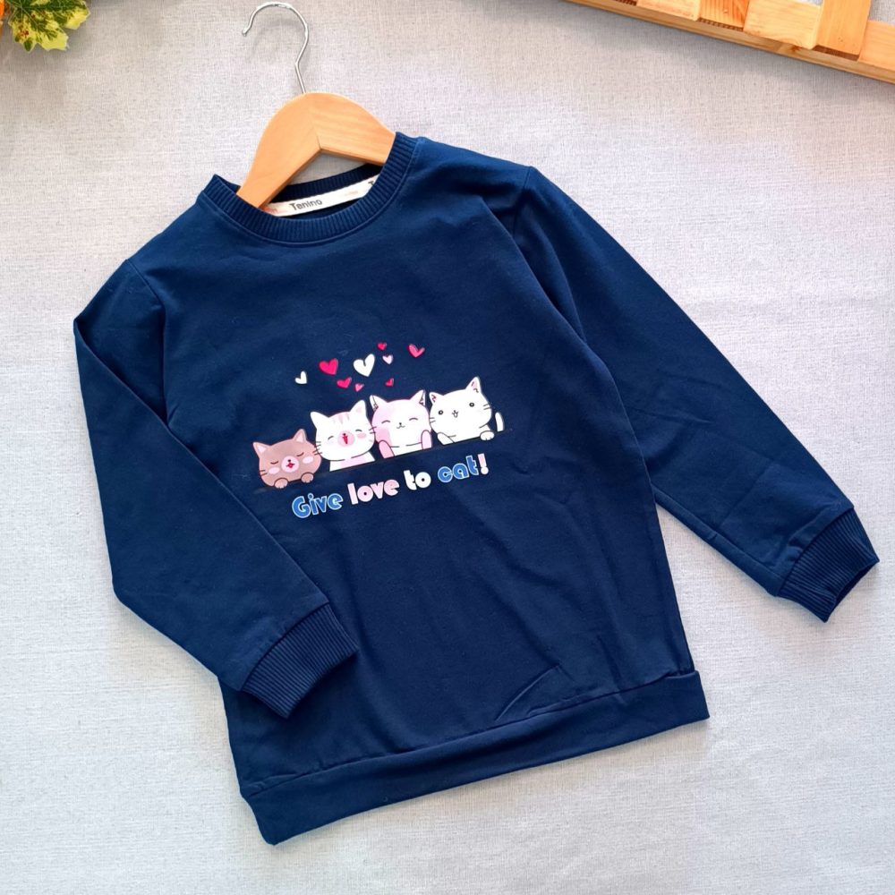 Girls' single blouse suitable for ages 1 to 7 years