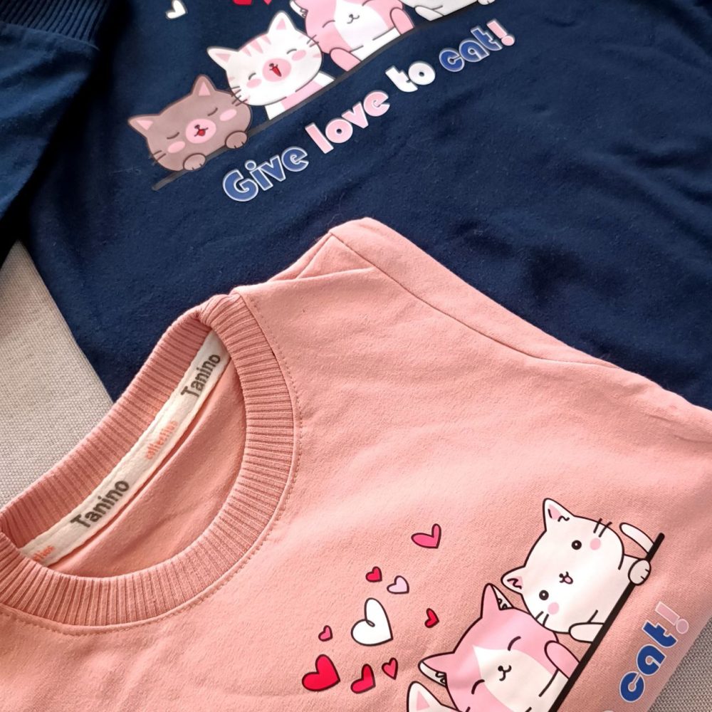 Girls' single blouse suitable for ages 1 to 7 years