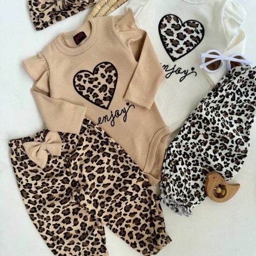 Girls' sweatshirts and pants from 3 months to 24 months