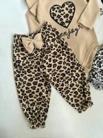 Girls' sweatshirts and pants from 3 months to 24 months