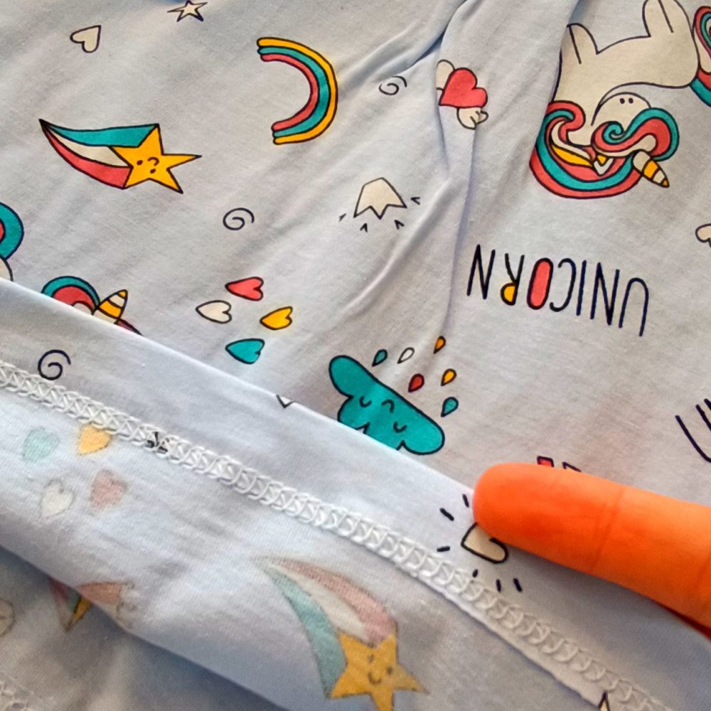 Girls' tunic and pants dress suitable for ages 1 to 9 years (5) Girls' tunic and pants dress suitable for ages 1 to 9 years