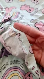 Imported long-sleeved shirt for girls, suitable for ages 1 to 8 years old.