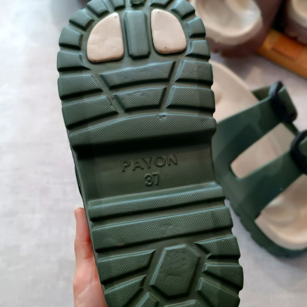 Women's slippers from size 37 to 40