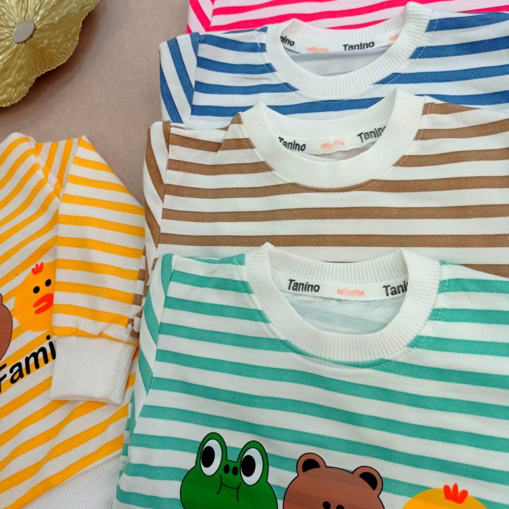 Blouse and pants for girls and boys, suitable for ages 1 to 4 years.