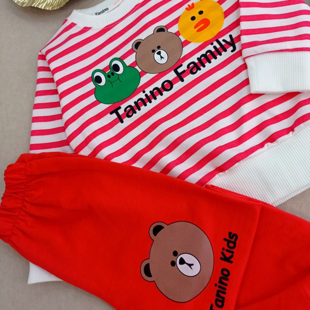 Blouse and pants for girls and boys, suitable for ages 1 to 4 years.