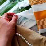 Blouse and pants for girls and boys, suitable for ages 1 to 7 years old.