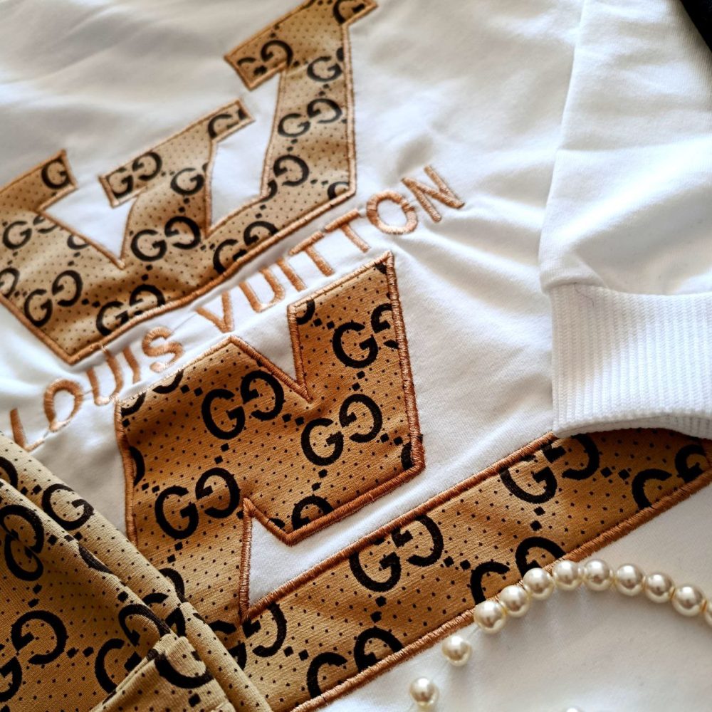 Blouse and pants for girls and boys, suitable for ages 5 to 12 years old