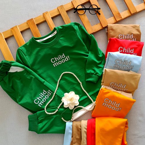 Boys' blouse and pants suitable for ages 3 to 7 years