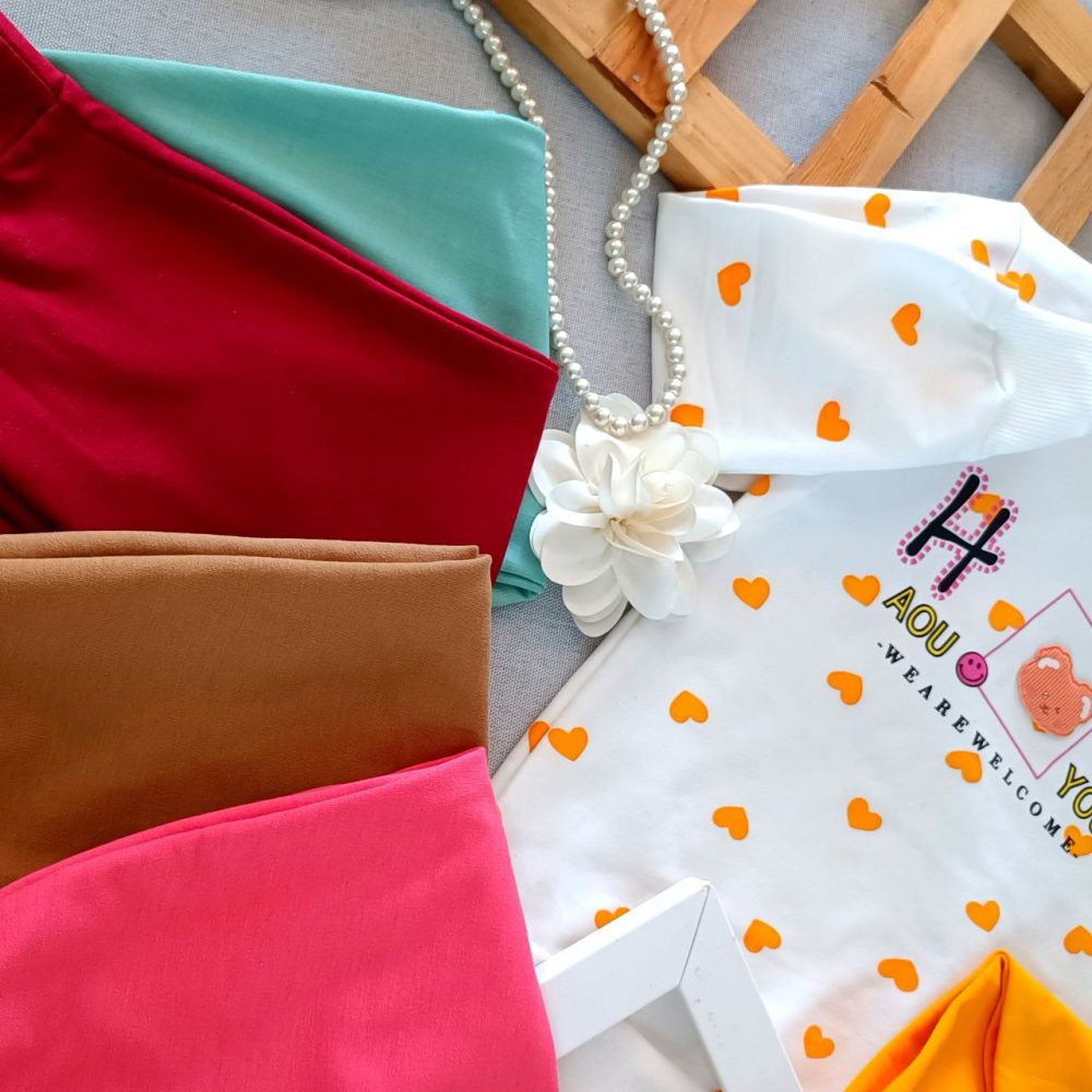 Girls' blouse and pants from 2 years to 9 years old (4) Girls' blouse and pants from 2 years to 9 years old