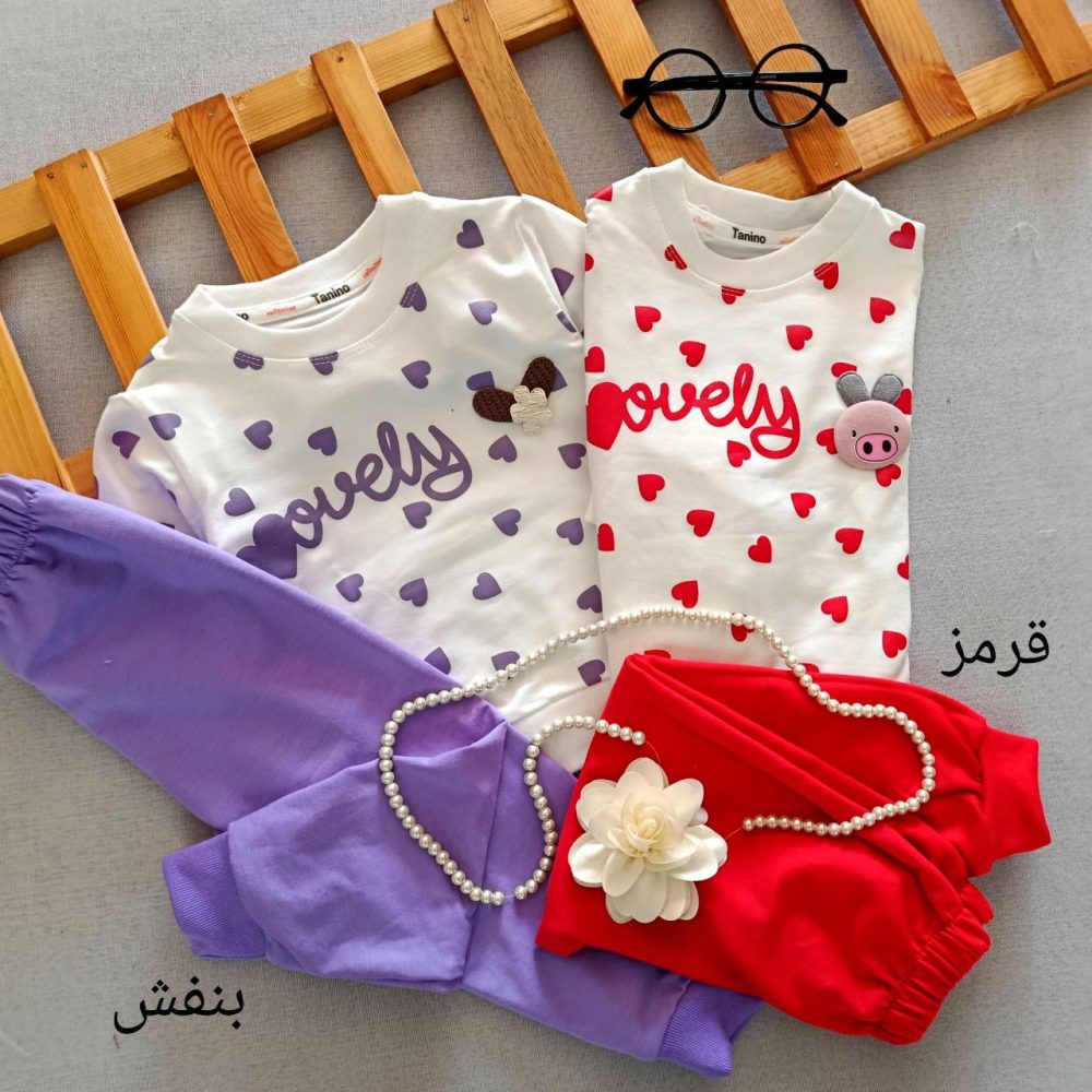 Girls' blouse and pants suitable for ages 1 to 5 years