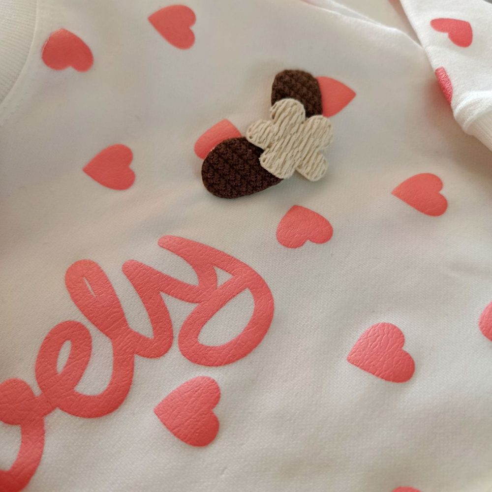 Girls' blouse and pants suitable for ages 1 to 5 years