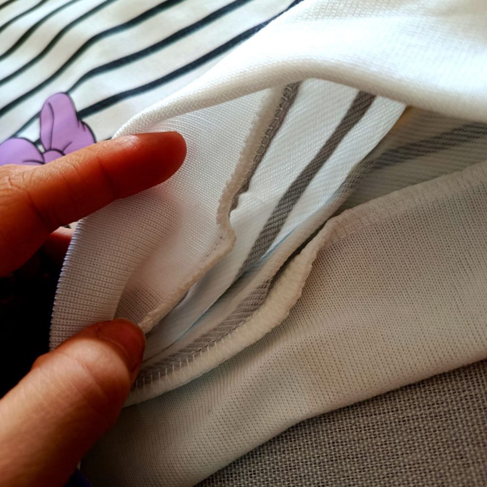 Girls' blouse and pants suitable for ages 1 to 5 years