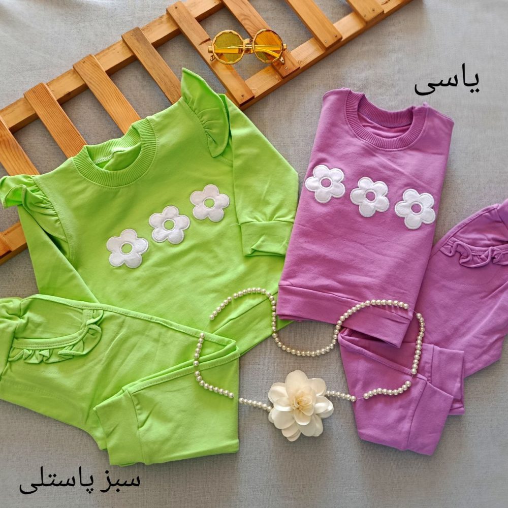 Girls' blouse and pants suitable for ages 2 to 5 years